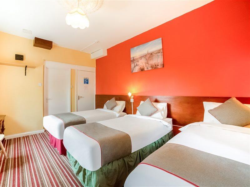 Oyo The Royal Hotel Dunston  Екстериор снимка