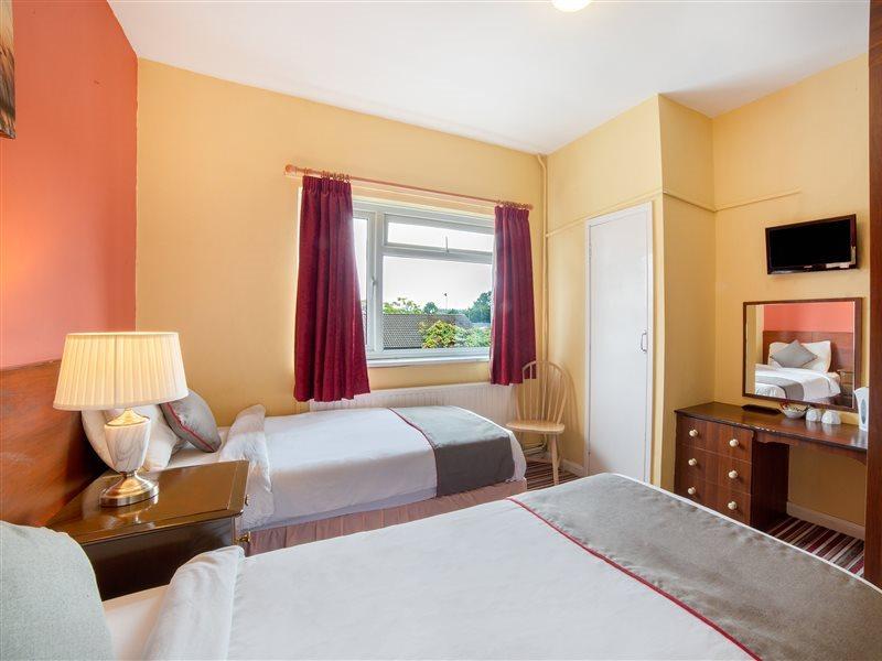Oyo The Royal Hotel Dunston  Екстериор снимка