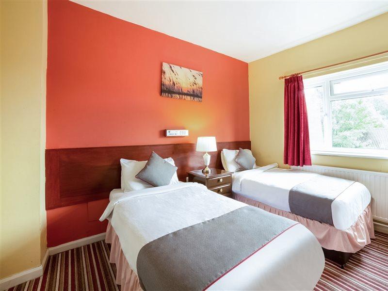 Oyo The Royal Hotel Dunston  Екстериор снимка