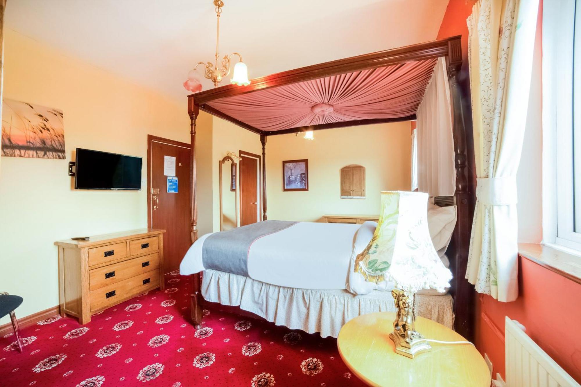 Oyo The Royal Hotel Dunston  Екстериор снимка