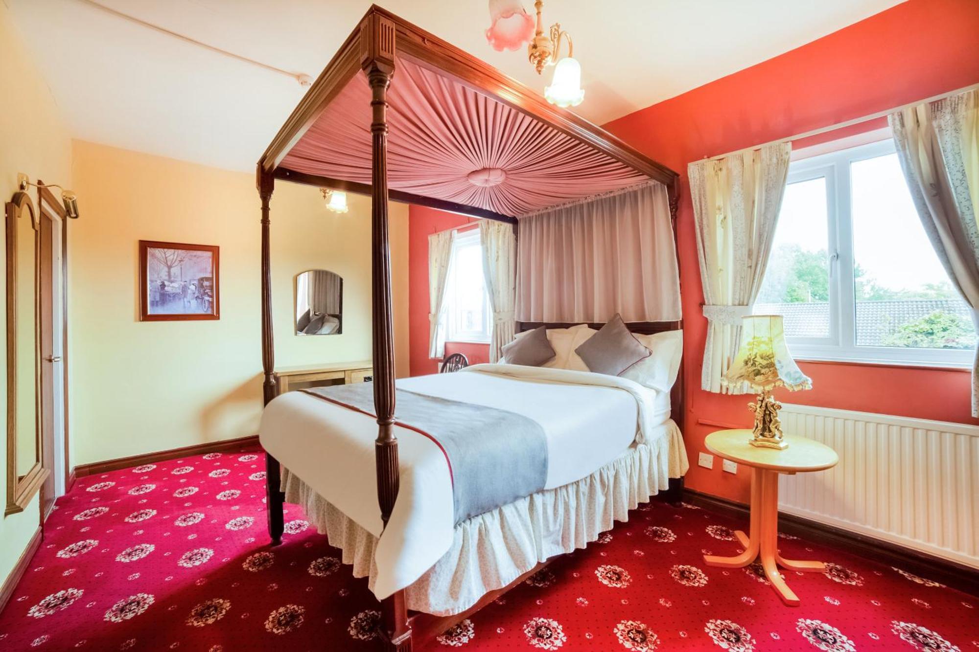 Oyo The Royal Hotel Dunston  Екстериор снимка