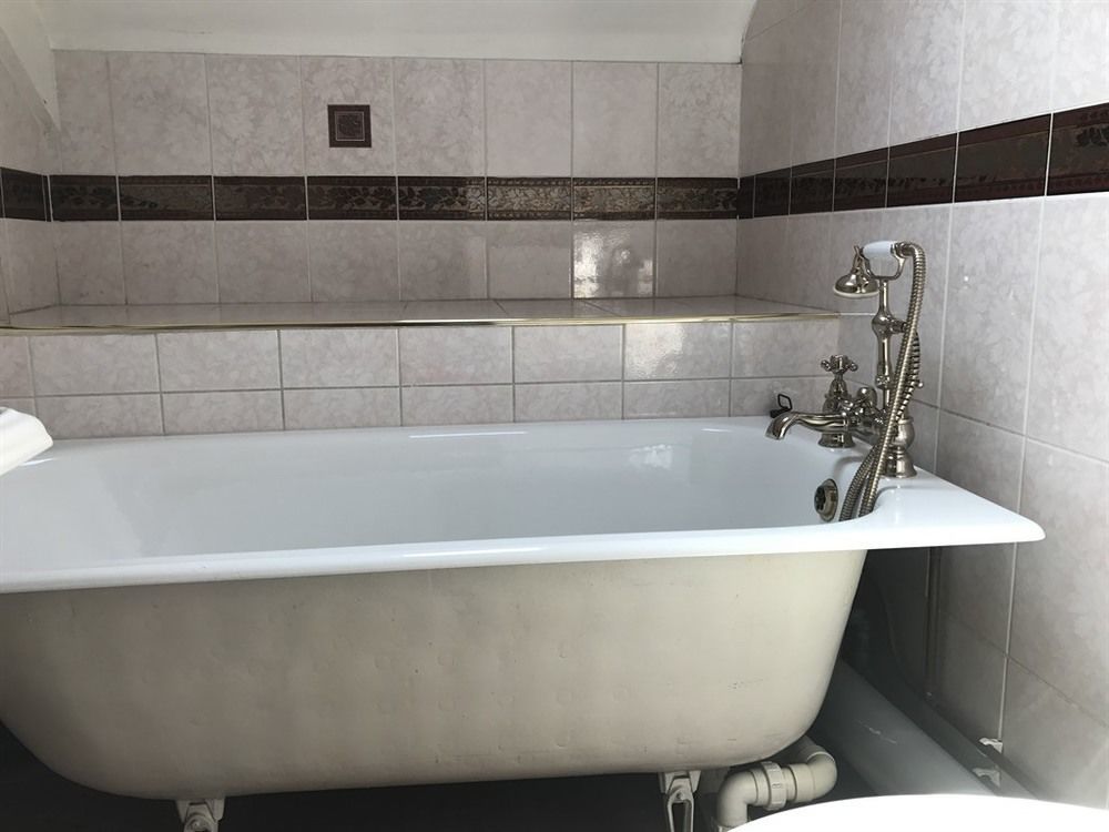 Oyo The Royal Hotel Dunston  Екстериор снимка